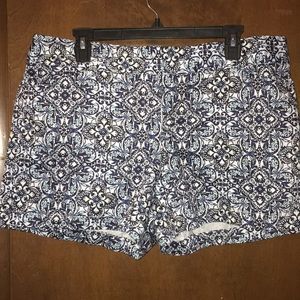 WHBM Printed Shorts Size 14